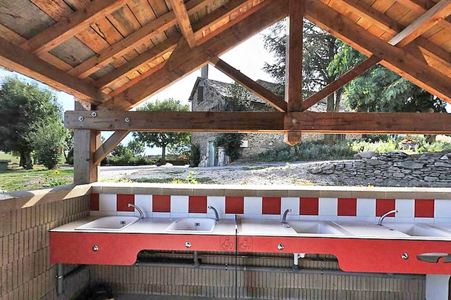 CAMPING A LA FERME DU SAHUT